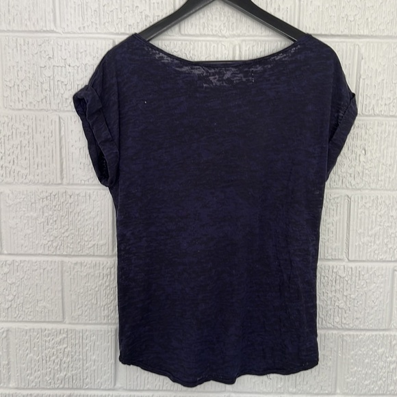 Public Library Graphic Tee - Look on The Brightside - size Medium - Picture 2 of 8